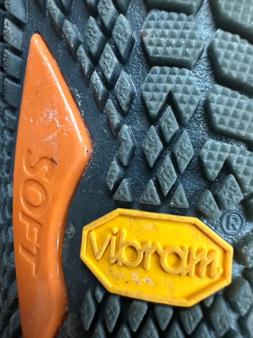 Vibram FiveFingers Navy and Orange Toe Shoes - Picture 3 of 8